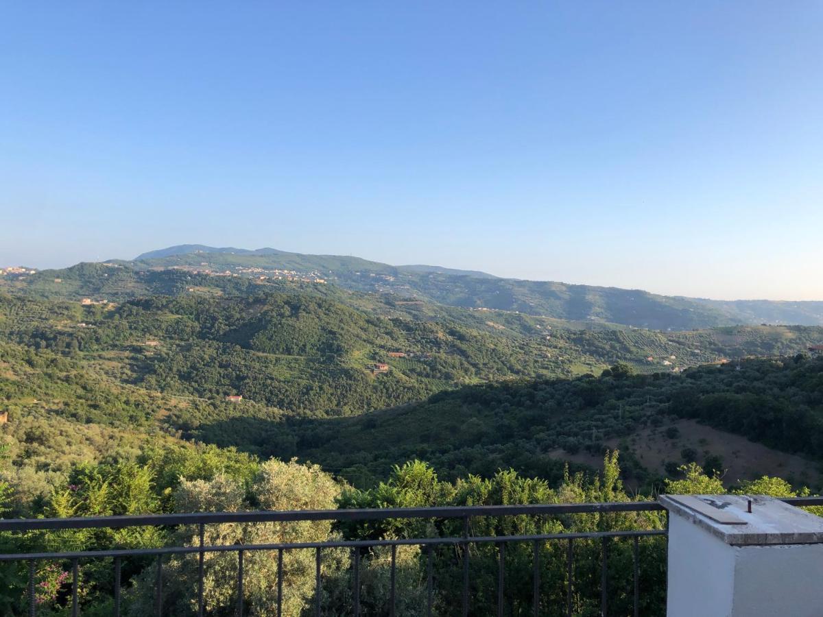 Ca'Del Borgo B&B Country House Ogliastro Cilento Bagian luar foto